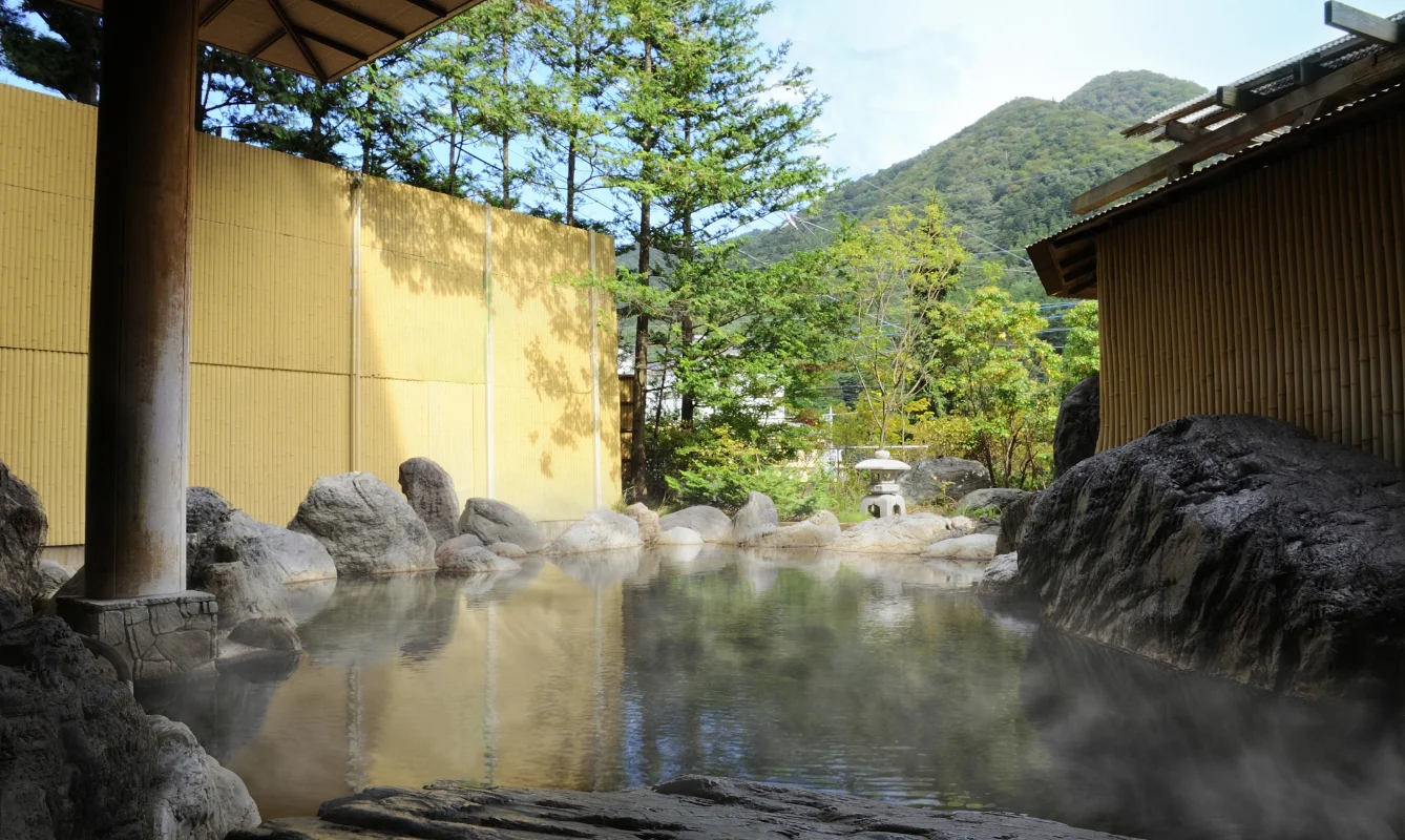 温泉を楽しむ イメージ画像