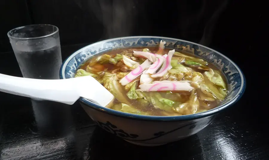 12:00 塩原名物「スープ入り焼きそば」を食す